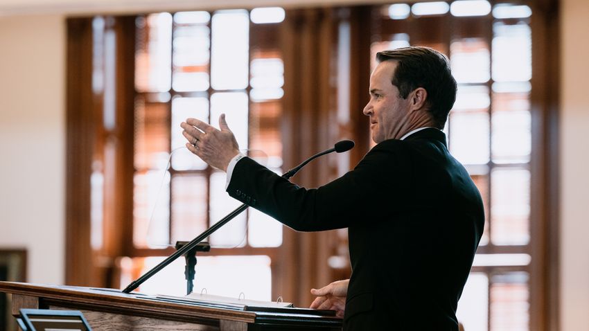 Dade Phelan addresses the floor after being elected for his second term as Speaker of the House on the opening day of the 88th legislature on Jan 10, 2023.