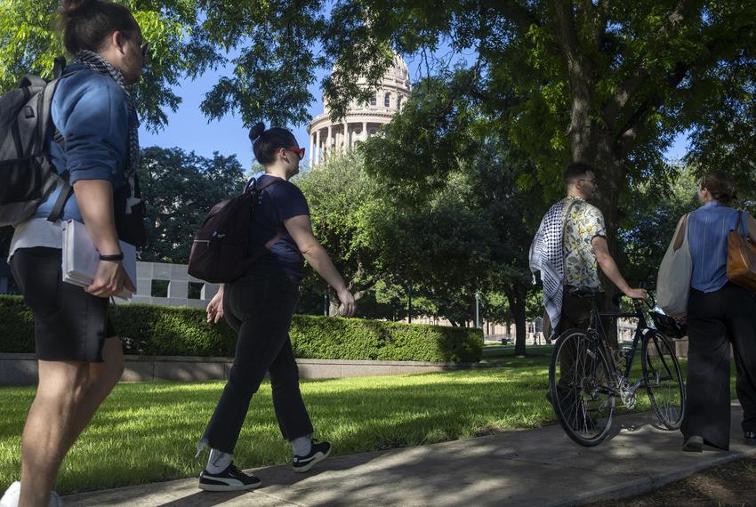 Testifiers and attendees enter the capitol for the May 15 Texas Senate Subcommittee on Higher Education on campus free speech.