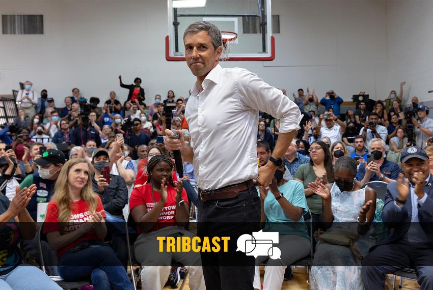 Democratic gubernatorial candidate Beto O'Rourke speaks at a town hall over the shooting at Robb Elementary in Uvalde and gun reform in Dallas on June 1, 2022.